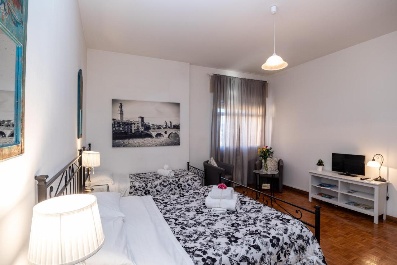Attico Quarto Di Luna Verona Exterior foto