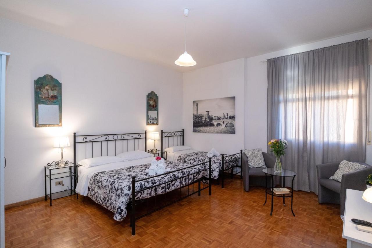 Attico Quarto Di Luna Verona Exterior foto